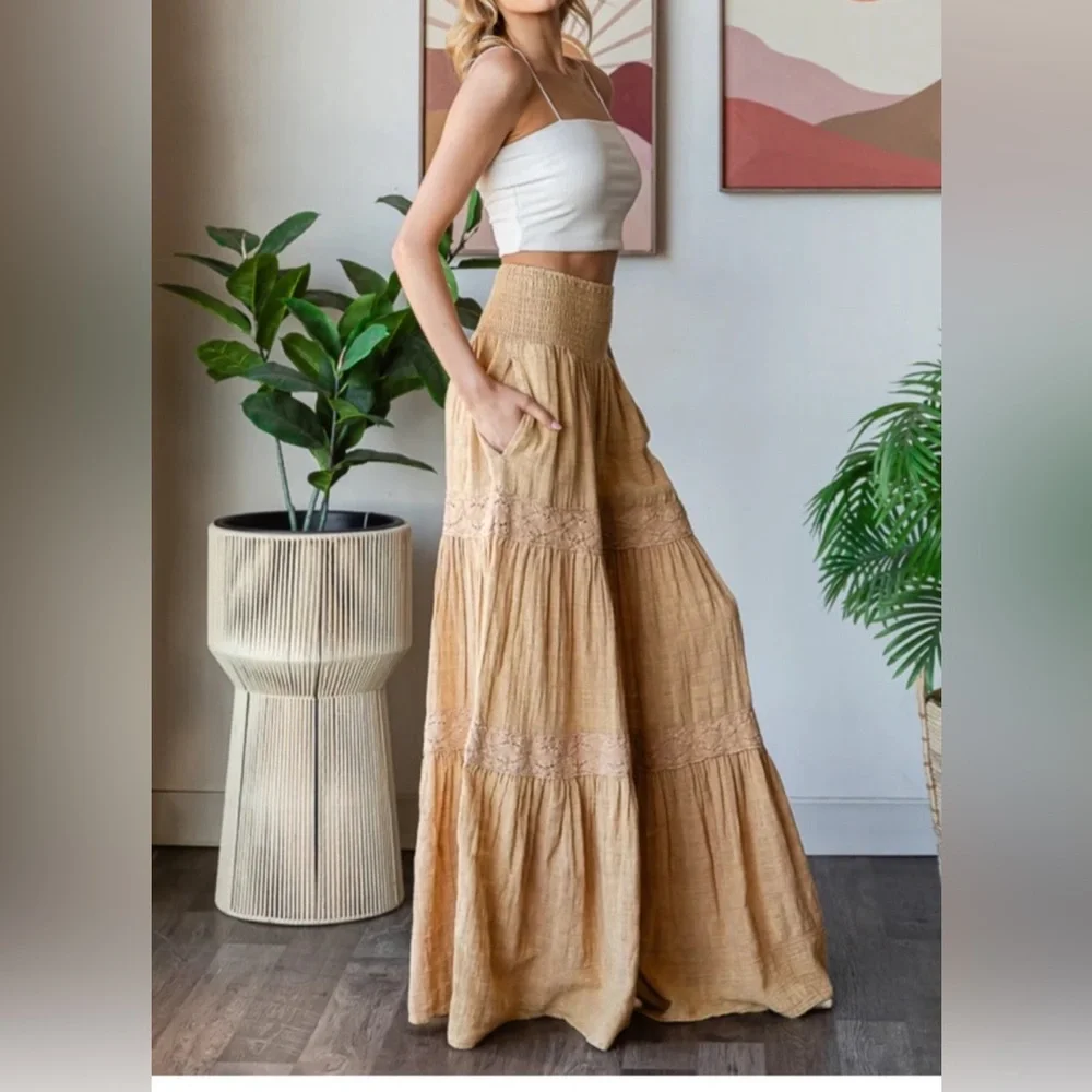 Oli & Hali Tiered Wide-Leg Pants - Picture 2 of 6